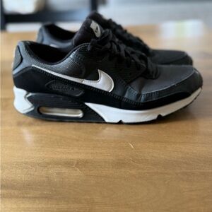 Nike Black and White Athletic Shoes